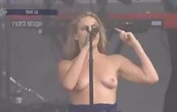 Tove Lo – Lollapalooza in Chicago – 2017-08-06 (uploaded by celebeclipse.com)